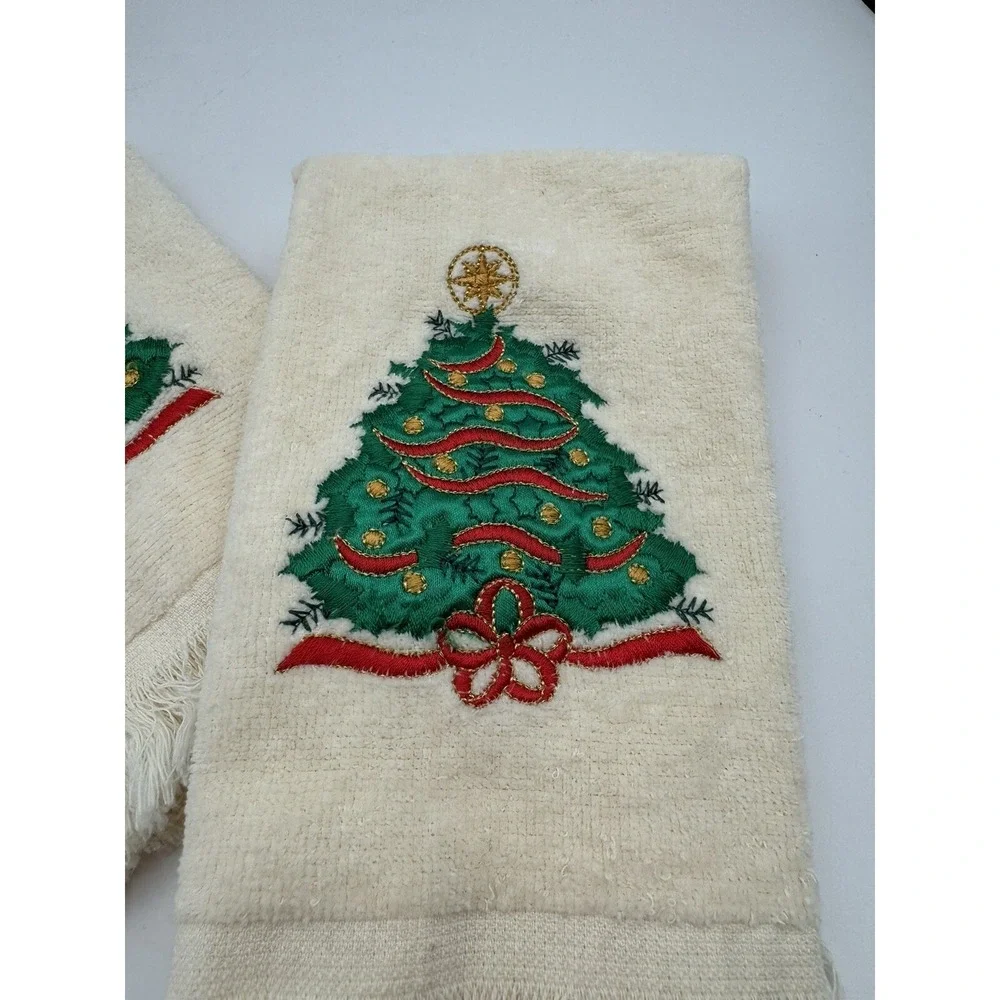 Lot of 2 Vintage Christmas Tree Embroidered Towels Cream 16x10 in